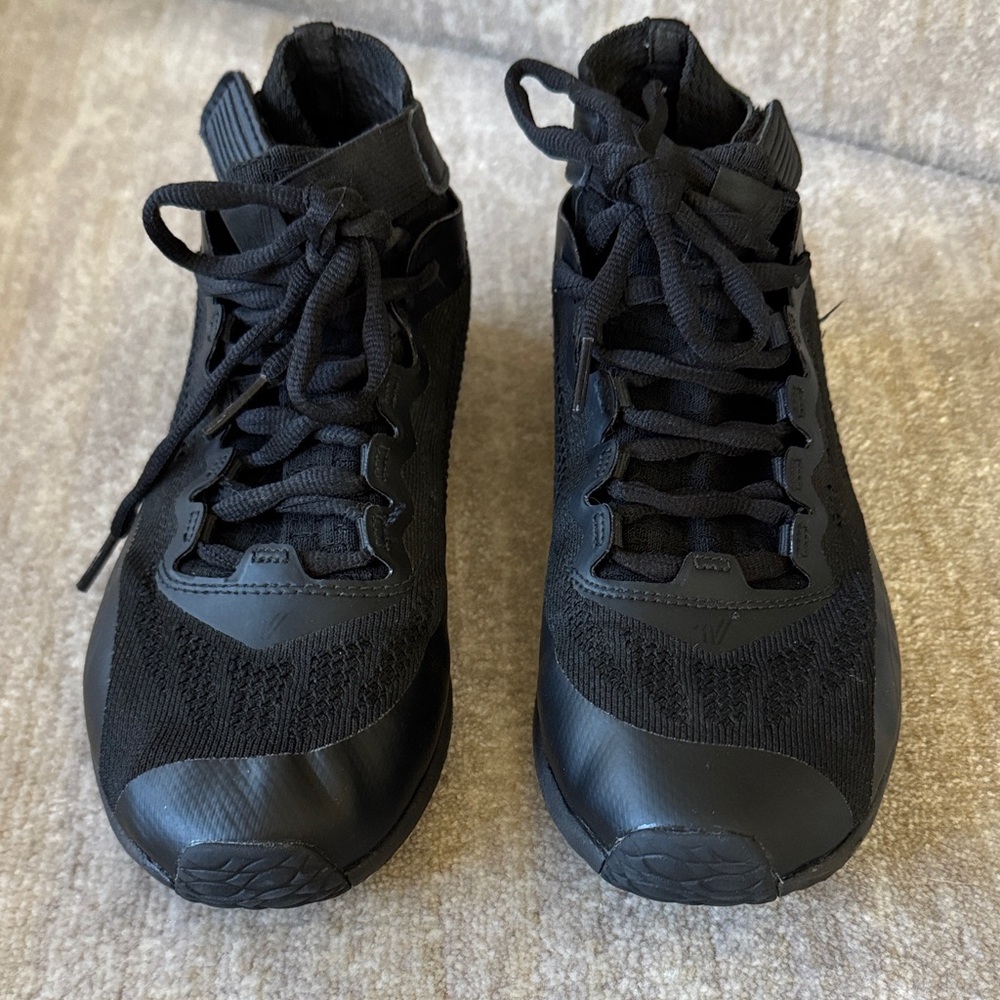 Varsity Cheer Shoes for Flyers 3Y - Picture 2 of 6